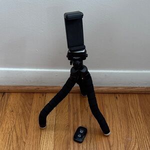 Black Flexible Tripod with Remote